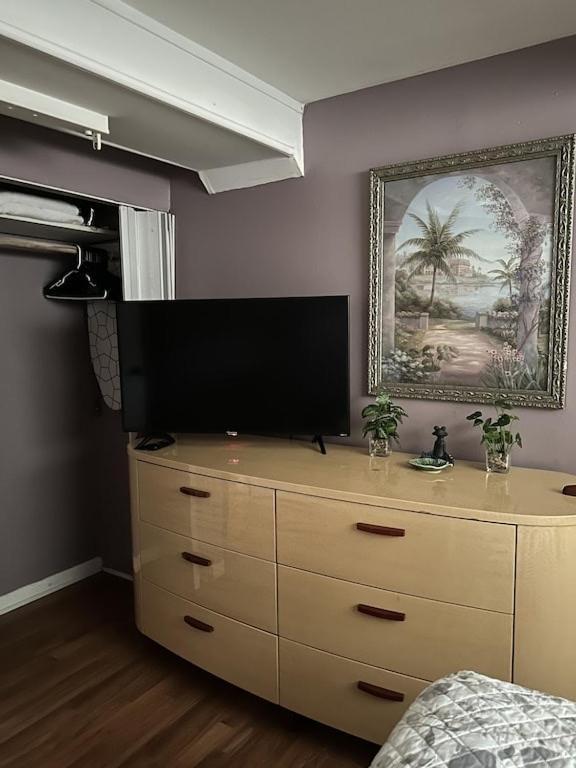 Cozy Spacious Guest Suite Englewood Luaran gambar